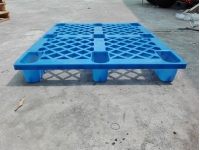 Pallet nhựa cũ chân cốc 1200x1000x145mm