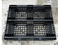 Pallet Nhựa 1200x1000x150mm Chân Dằng Đen