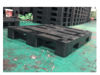 Pallet nhựa 1200x1000x170mm Mặt Kín Đen 