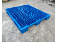Pallet Nhựa 1400x1200x150mm Mặt Lưới 3 Chân Thẳng Xanh Tái Sinh 