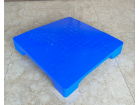 Pallet nhựa 600x600x100mm Mặt Kín 