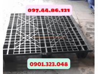 Pallet Nhựa Cũ 1100x1100x145mm Chân Cốc Mặt Lưới Màu Đen