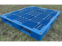 Pallet nhựa cũ 1300x1100x150mm chân dằng Xanh